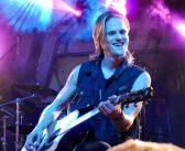 Erik Grönwall lanza vídeo de «Praying for a miracle»