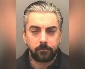 Ian Watkins, cantante de Lost Prophets, asesinado en prisión